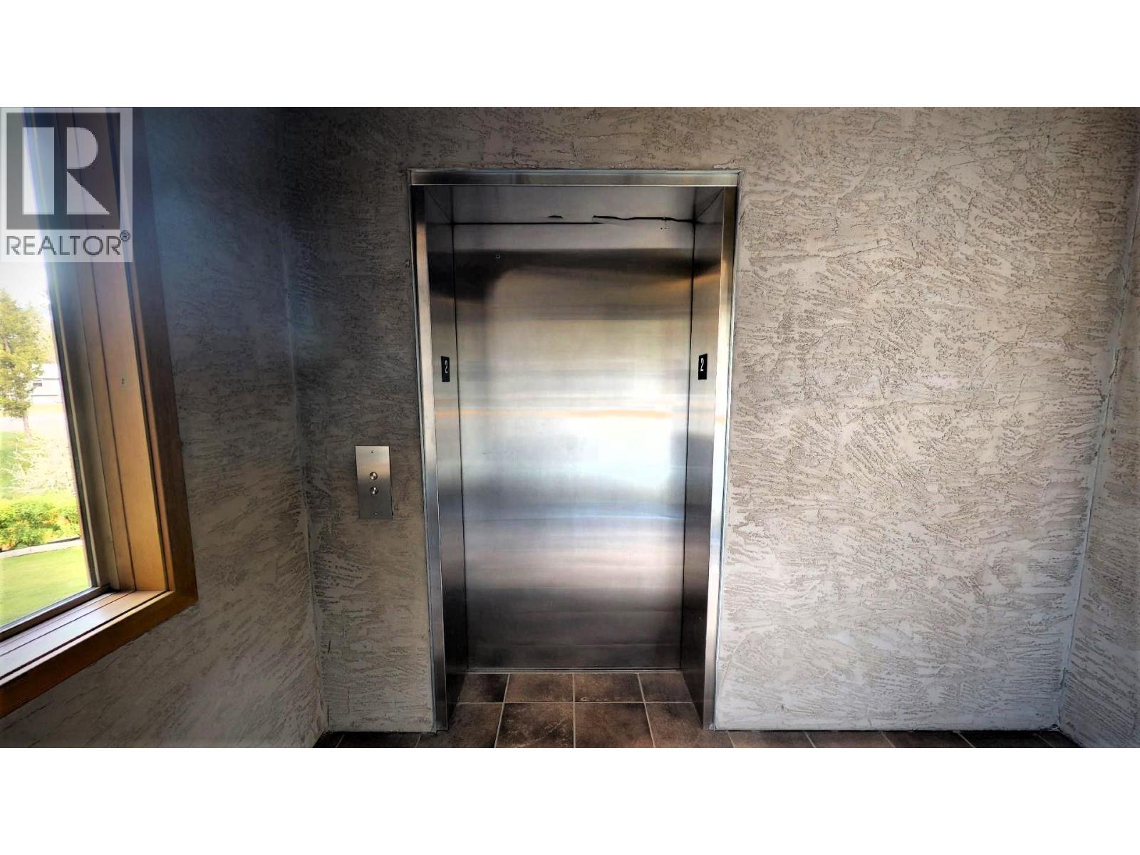 #725 I2 700 BIGHORN Boulevard - 33