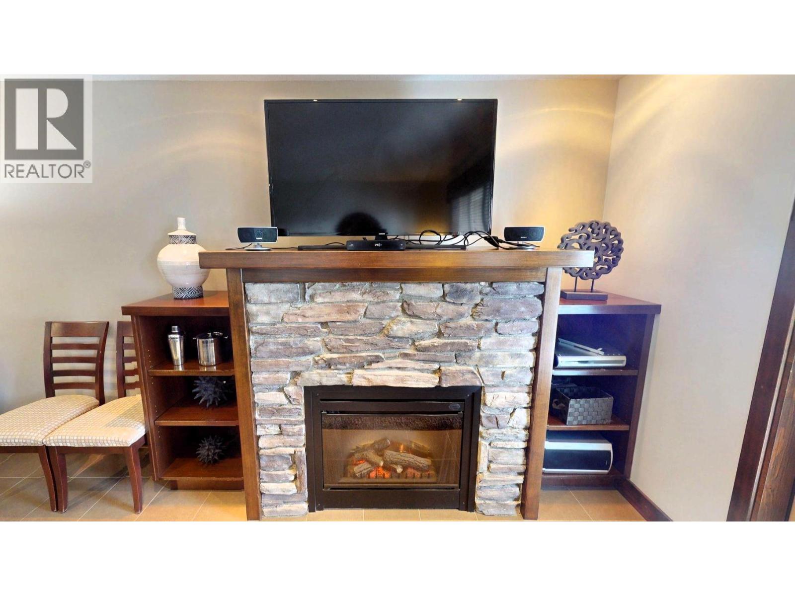 #725 I2 700 BIGHORN Boulevard - 4