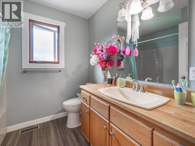 4728 SPRUCE Crescent - 18