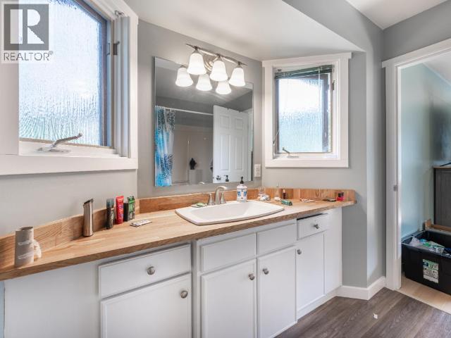 4728 SPRUCE Crescent - 22