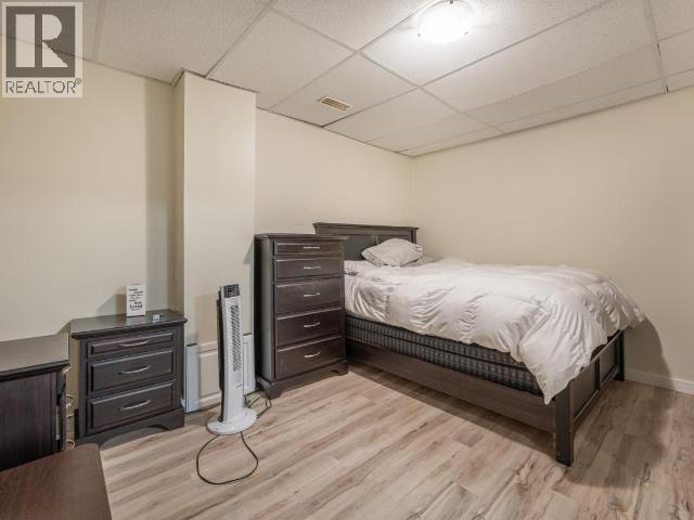 4728 SPRUCE Crescent - 33