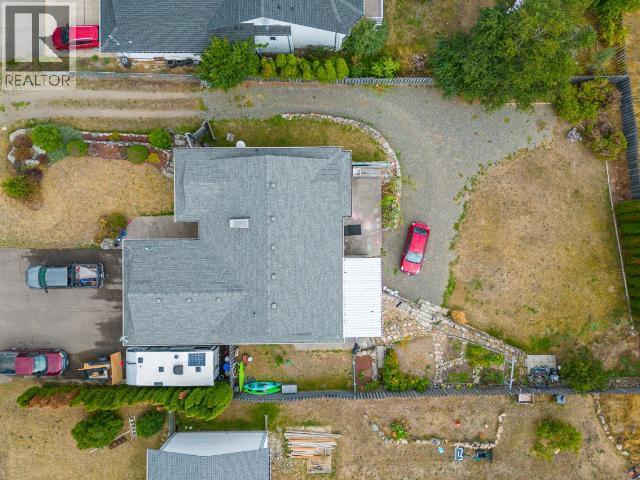 4728 SPRUCE Crescent - 43