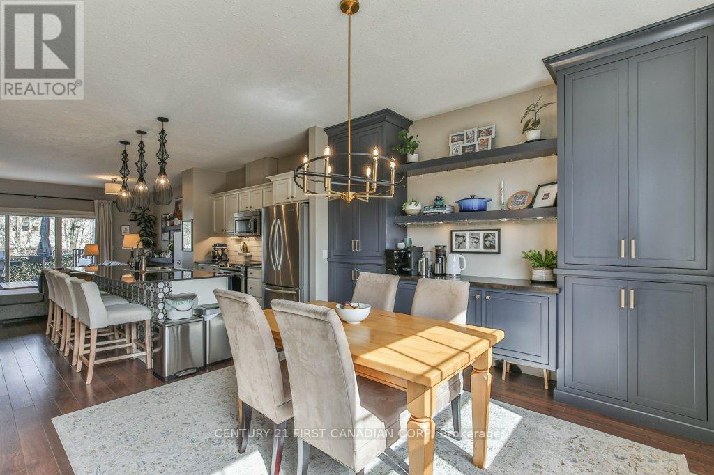 #10 1850 BEAVERBROOK AVENUE - 13