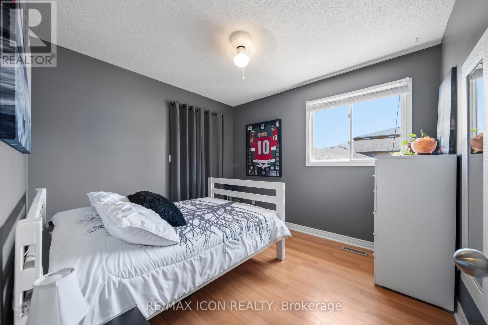 61 CARLETON COURT - 14