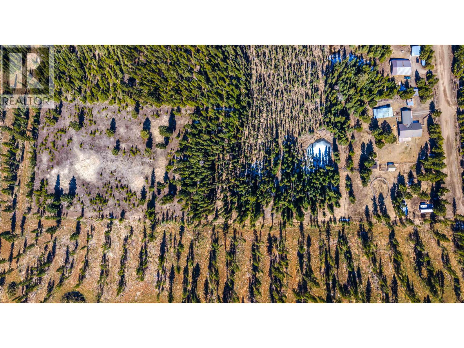 6784 BARNETT ROAD, 100 Mile House