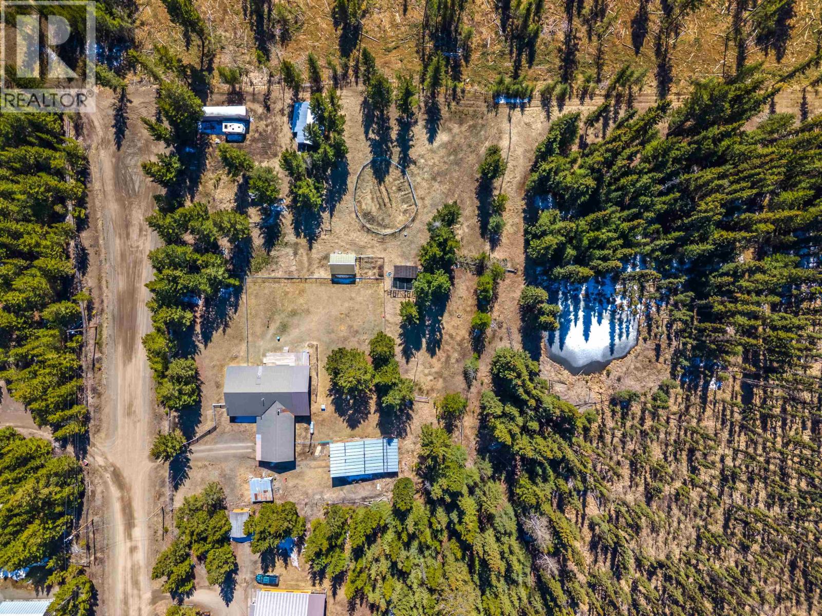 6784 BARNETT ROAD, 100 Mile House