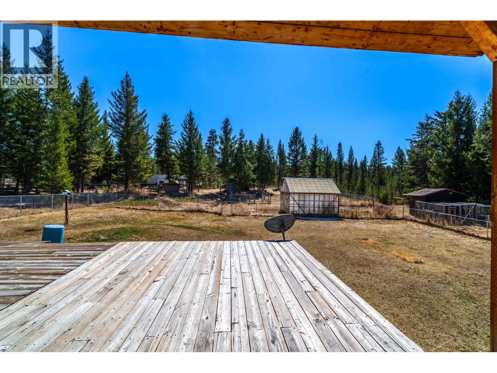 6784 BARNETT ROAD, 100 Mile House
