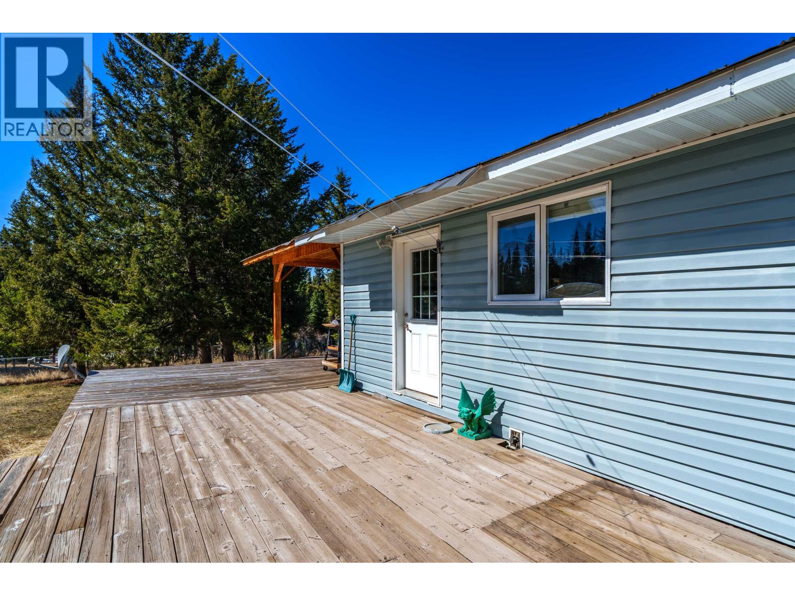 6784 BARNETT ROAD, 100 Mile House