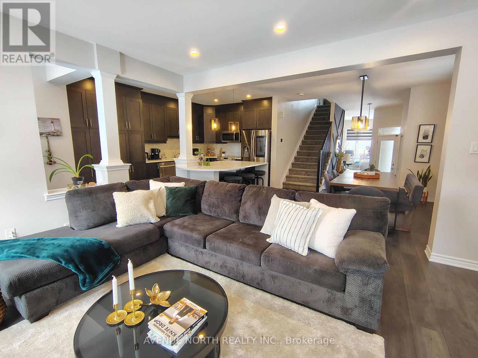 4772 ABBOTT STREET - 8