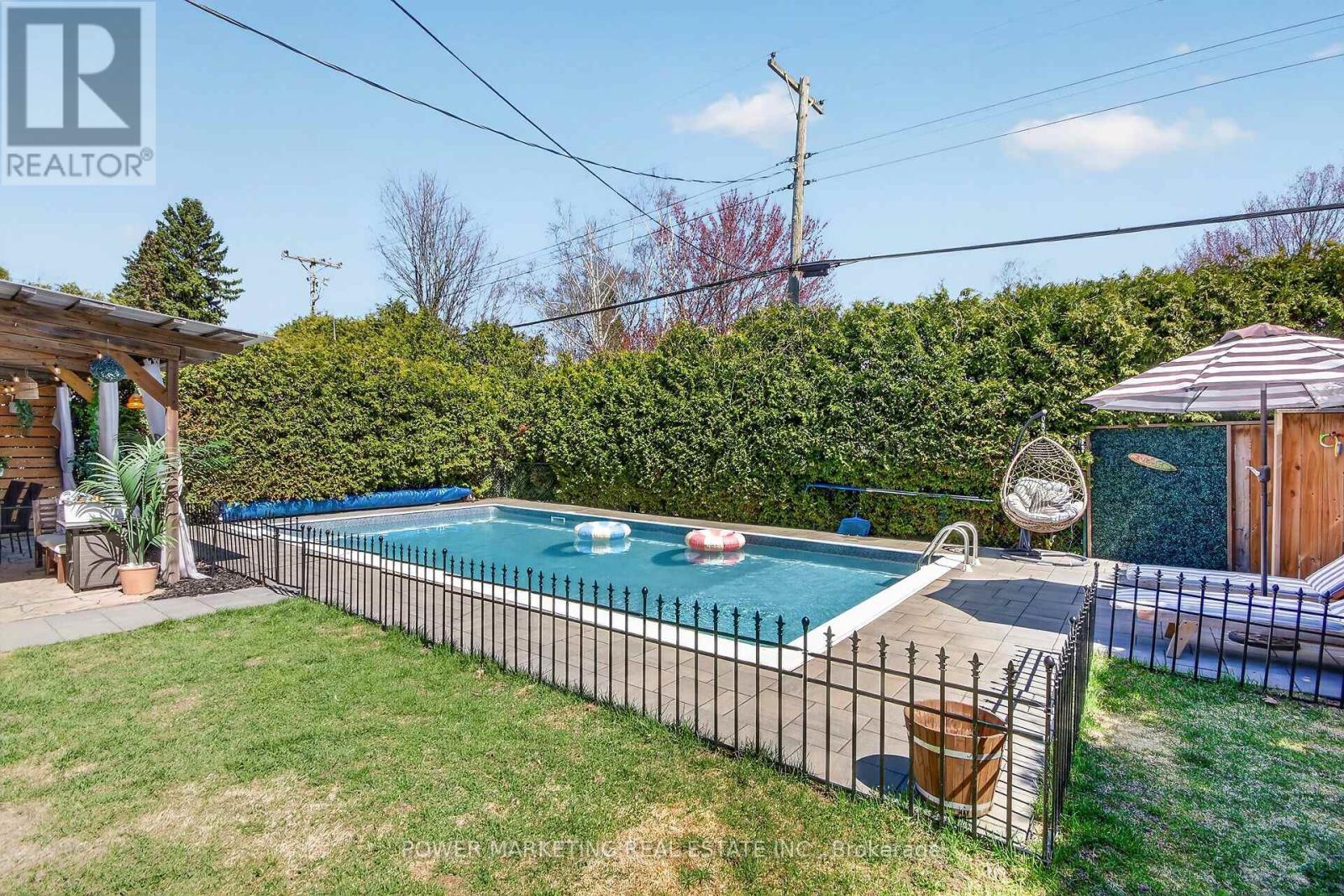 3269 CLEARWATER CRESCENT - 38