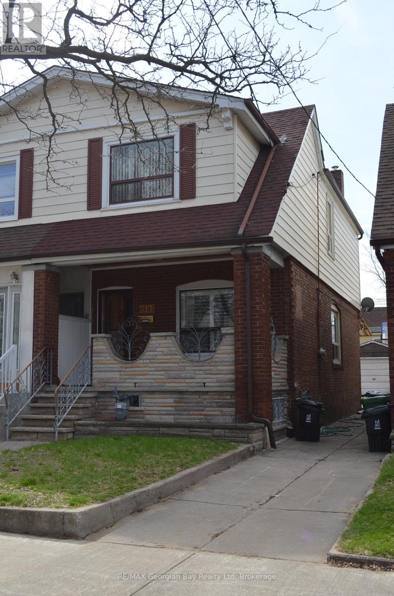 517 MILVERTON BOULEVARD - 1