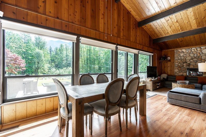 1680 COLUMBIA VALLEY ROAD, Columbia Valley, Lindell Beach