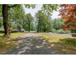 1680 Columbia Valley Road, Columbia Valley, Lindell Beach, BC V2R4X2 Photo 14