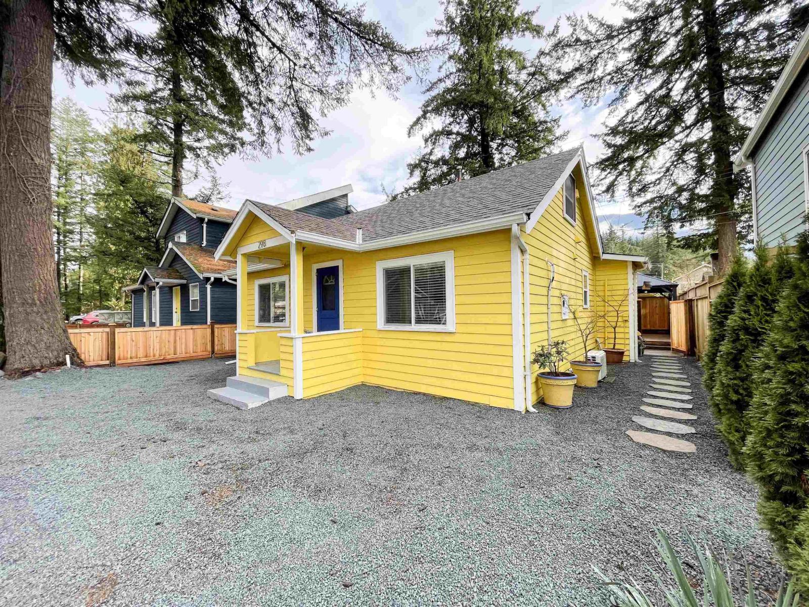 298 HEMLOCK Street - photo 2