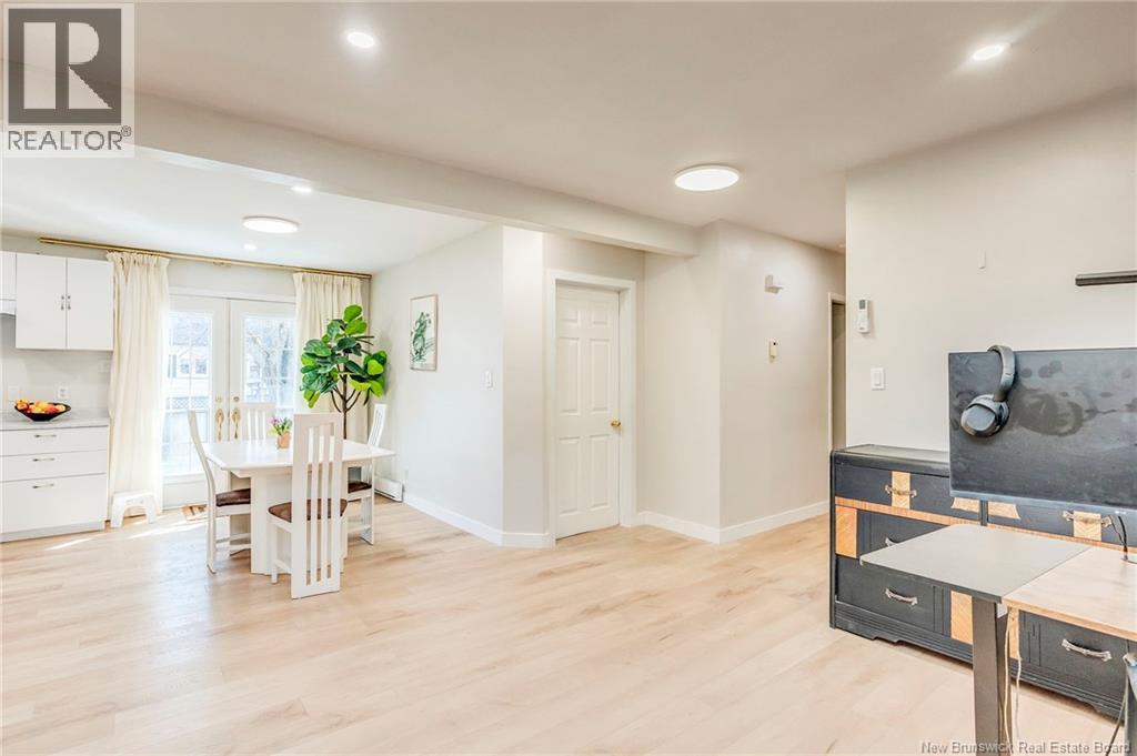 21 Mount Royal Boulevard - 13