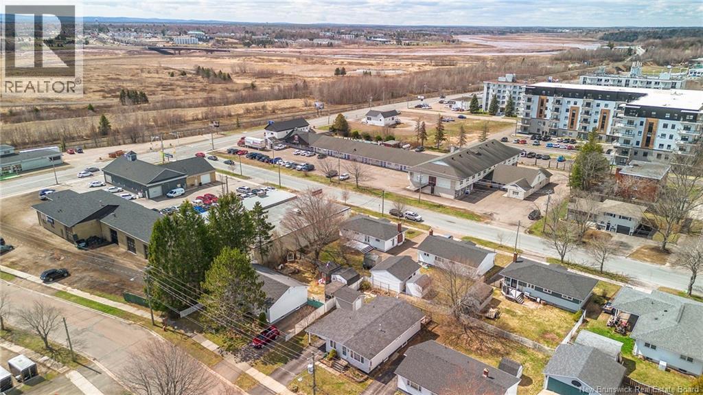 21 Mount Royal Boulevard - 45