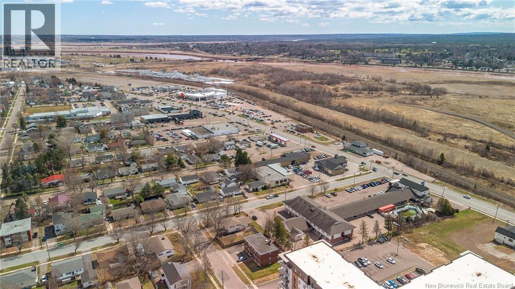 21 Mount Royal Boulevard - 44