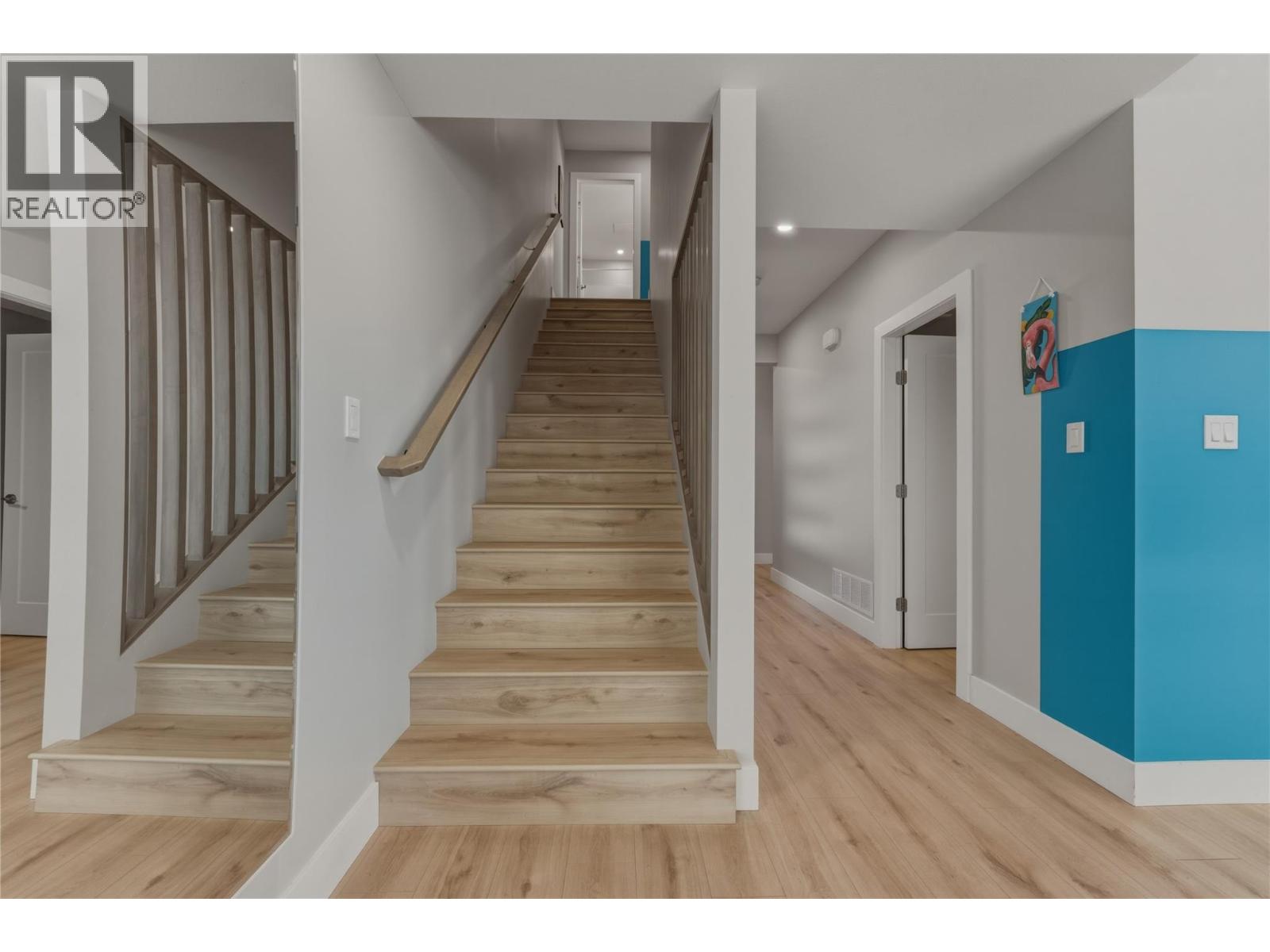 30 Preston West Drive - 31