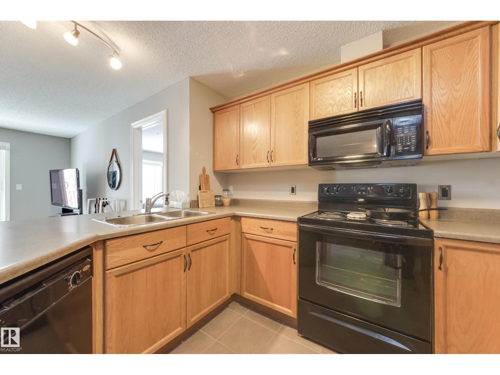 #213 4403 23 ST NW, Edmonton