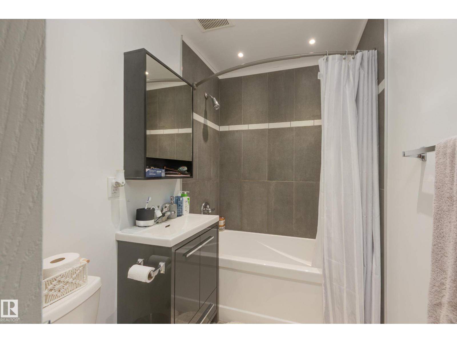 12775 116 ST NW, Edmonton