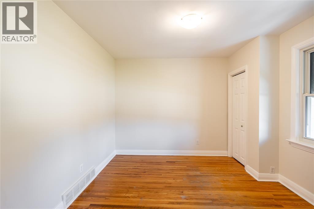 1203 Colborne ROAD - 17