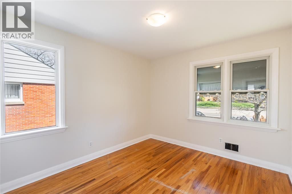 1203 Colborne ROAD - 22
