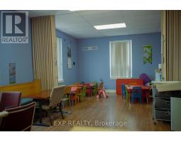 1355 Warden Avenue, Toronto, ON M1R2R9 Photo 12