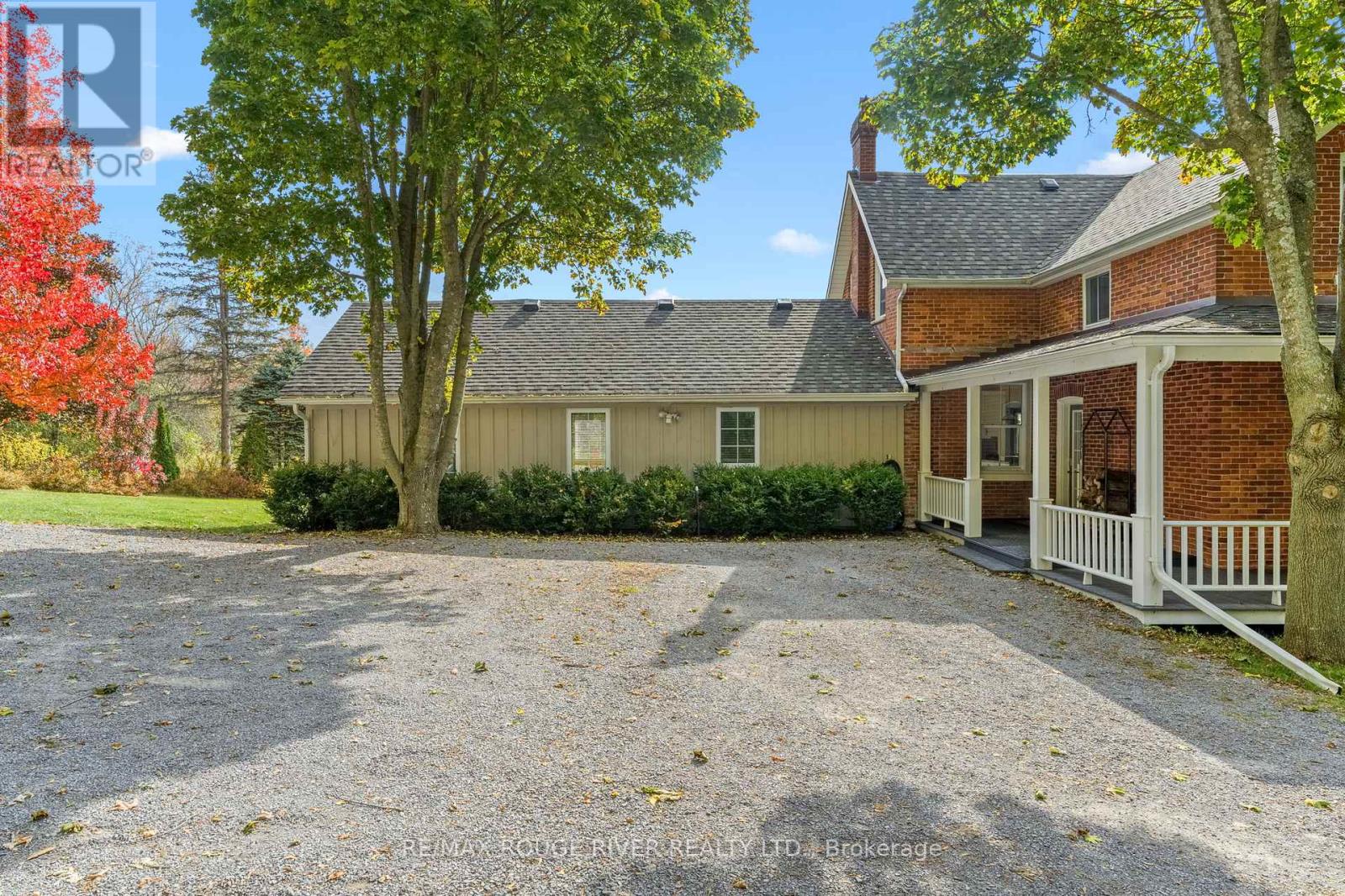 3659 HARWOOD ROAD — photo 12