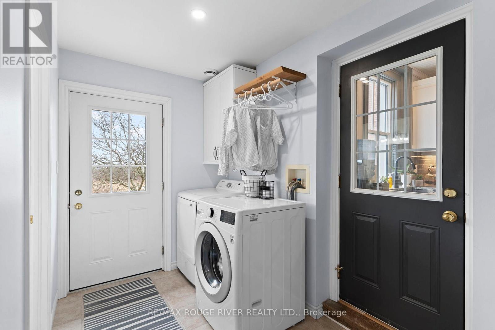 3659 HARWOOD ROAD — photo 37