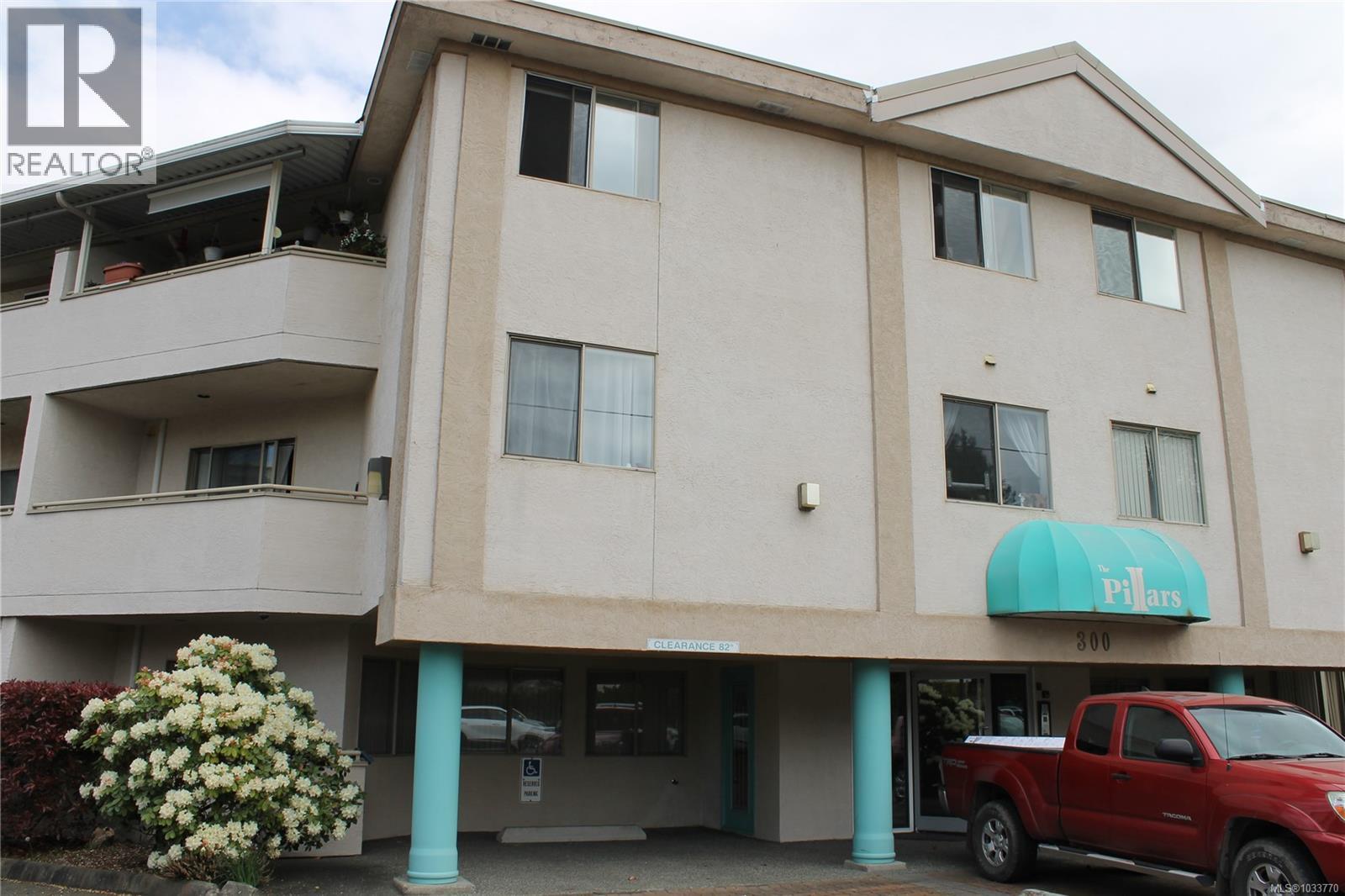 203 300 Bundock Ave, Duncan