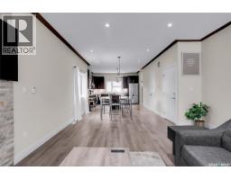 4pc Bathroom - 305 Clarence Avenue S, Saskatoon, SK S7N1H5 Photo 6