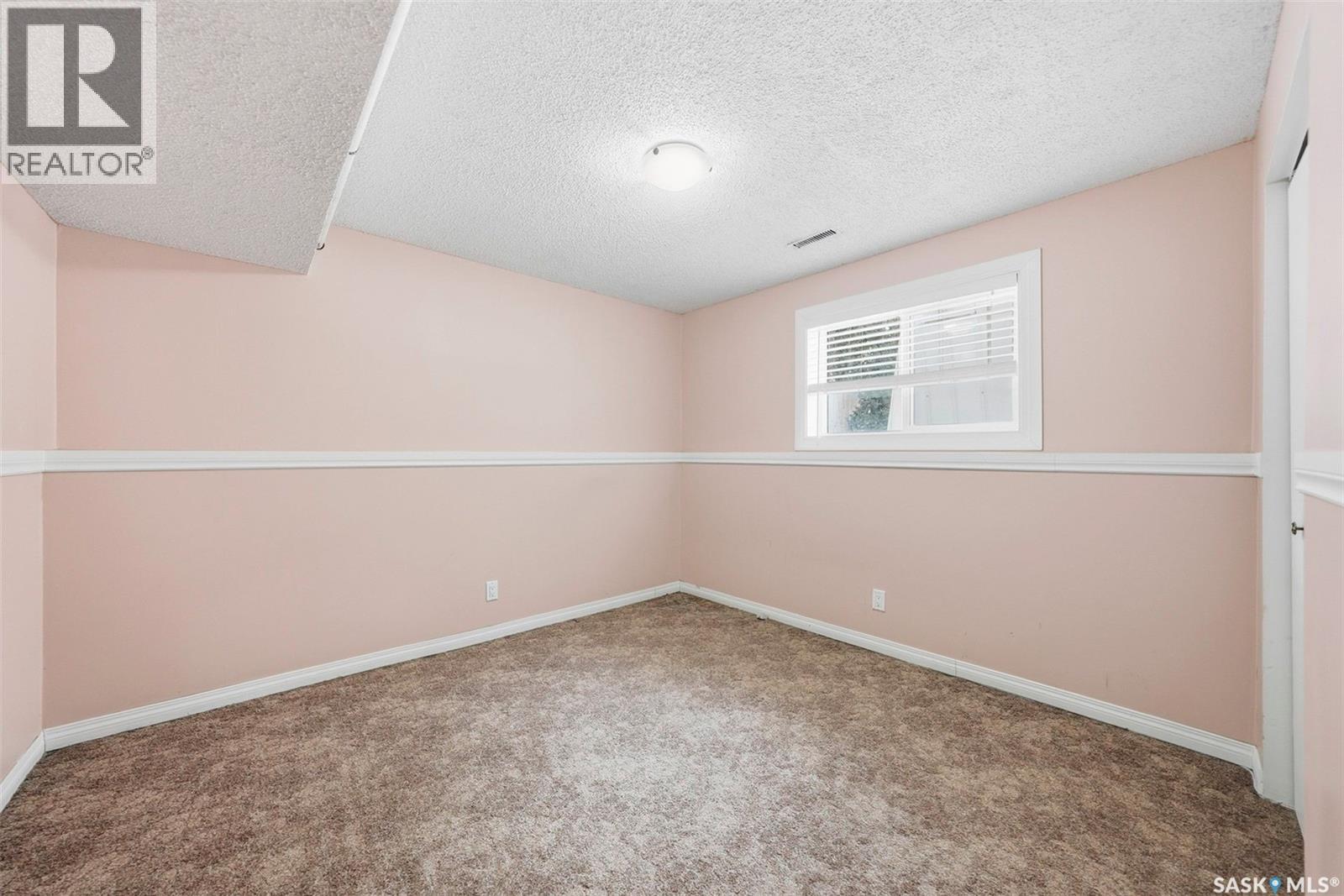 111 Gustin CRESCENT - 32