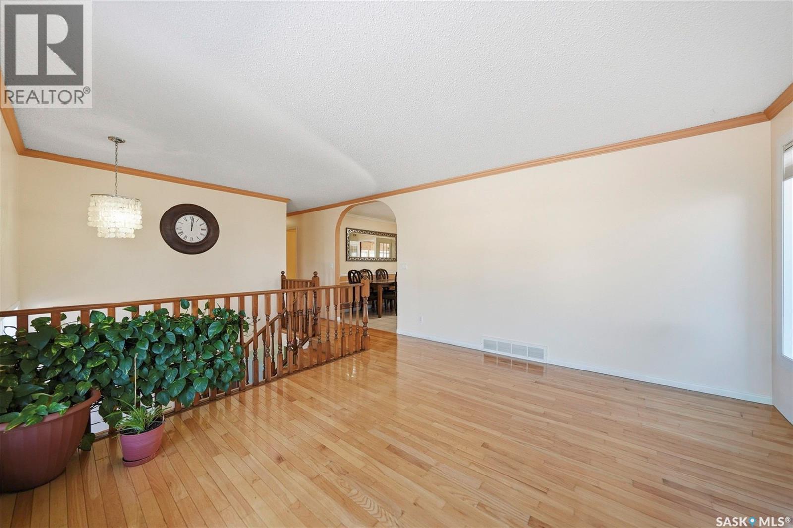111 Gustin CRESCENT - 9
