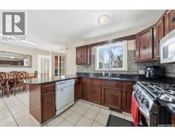 Family room - 111 Gustin Crescent, Saskatoon, SK S7H6H7 Photo 14