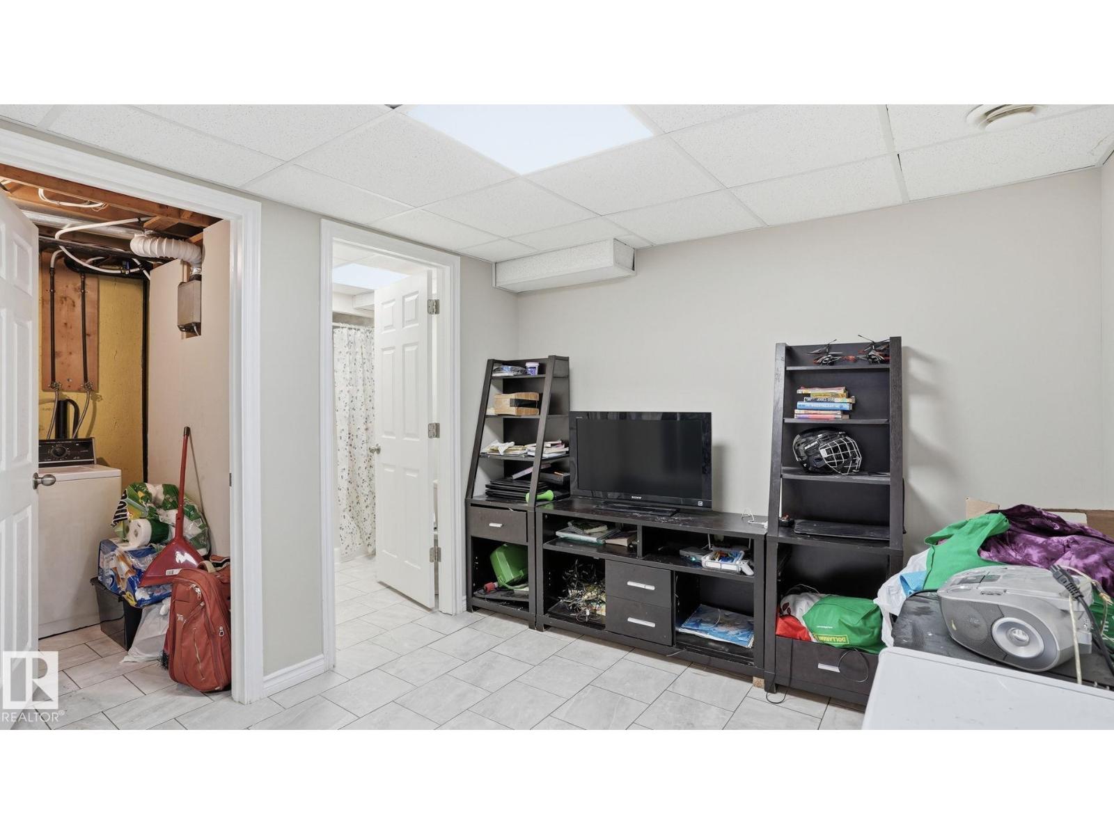 164 MAYFAIR MEWS ME NW, Edmonton