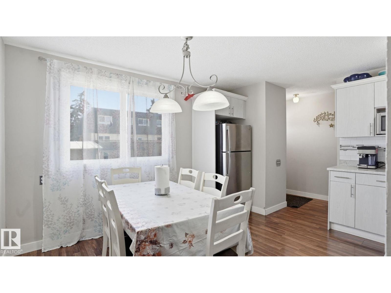 164 MAYFAIR MEWS ME NW, Edmonton