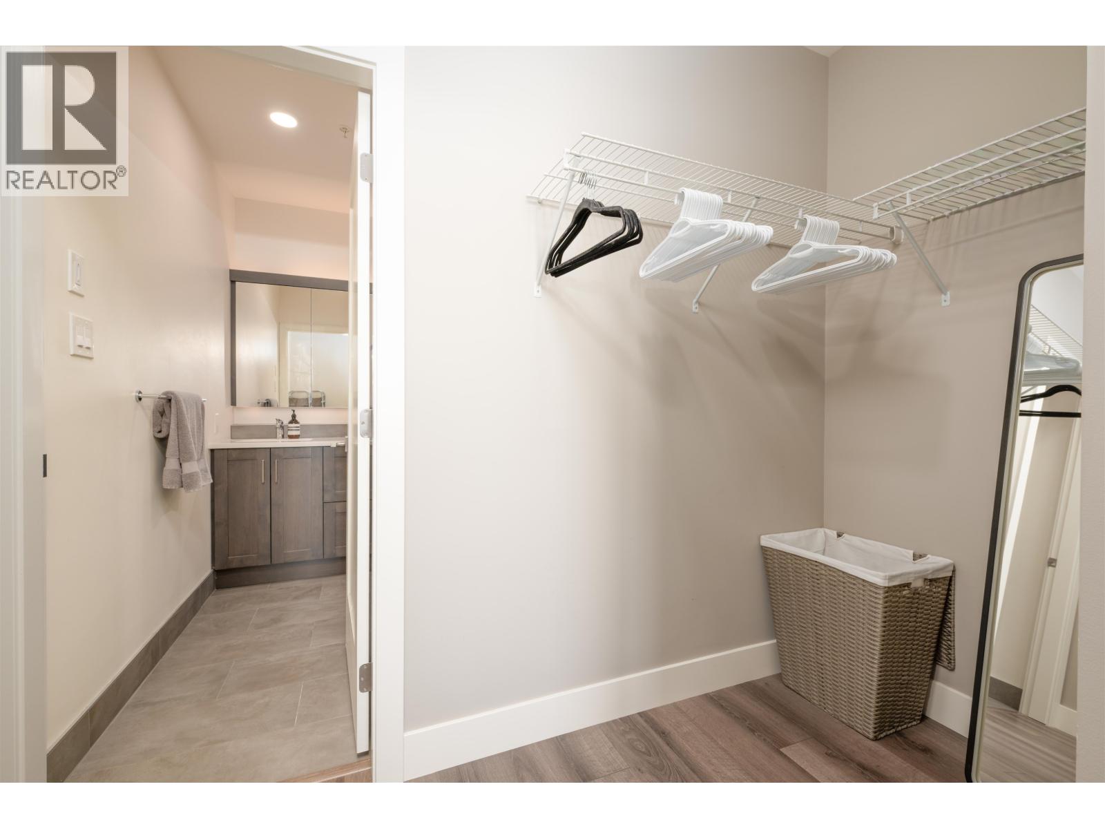 104 1087 6TH AVENUE, Prince George