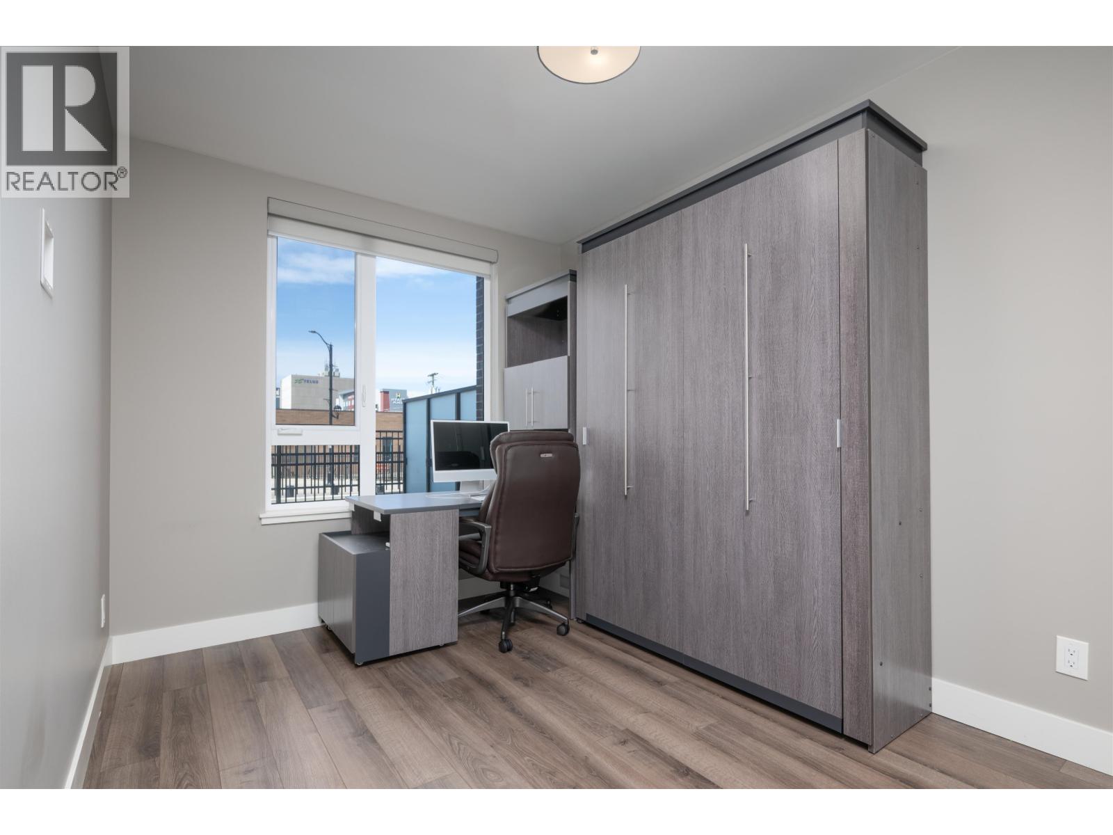 104 1087 6TH AVENUE, Prince George