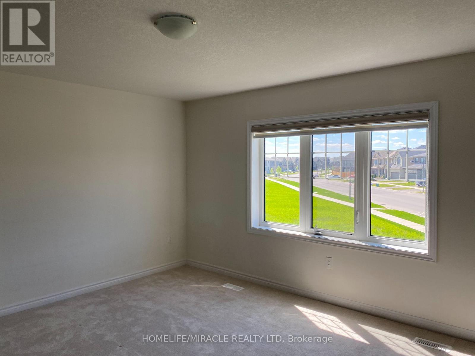 2 CAHILL DRIVE - 18