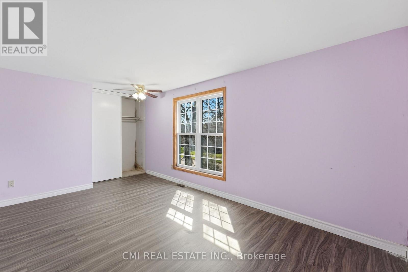 117 MONMORE ROAD — photo 21