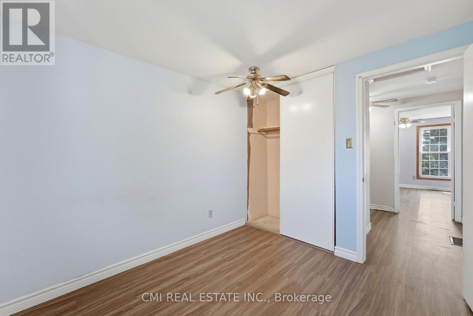 117 MONMORE ROAD — photo 25