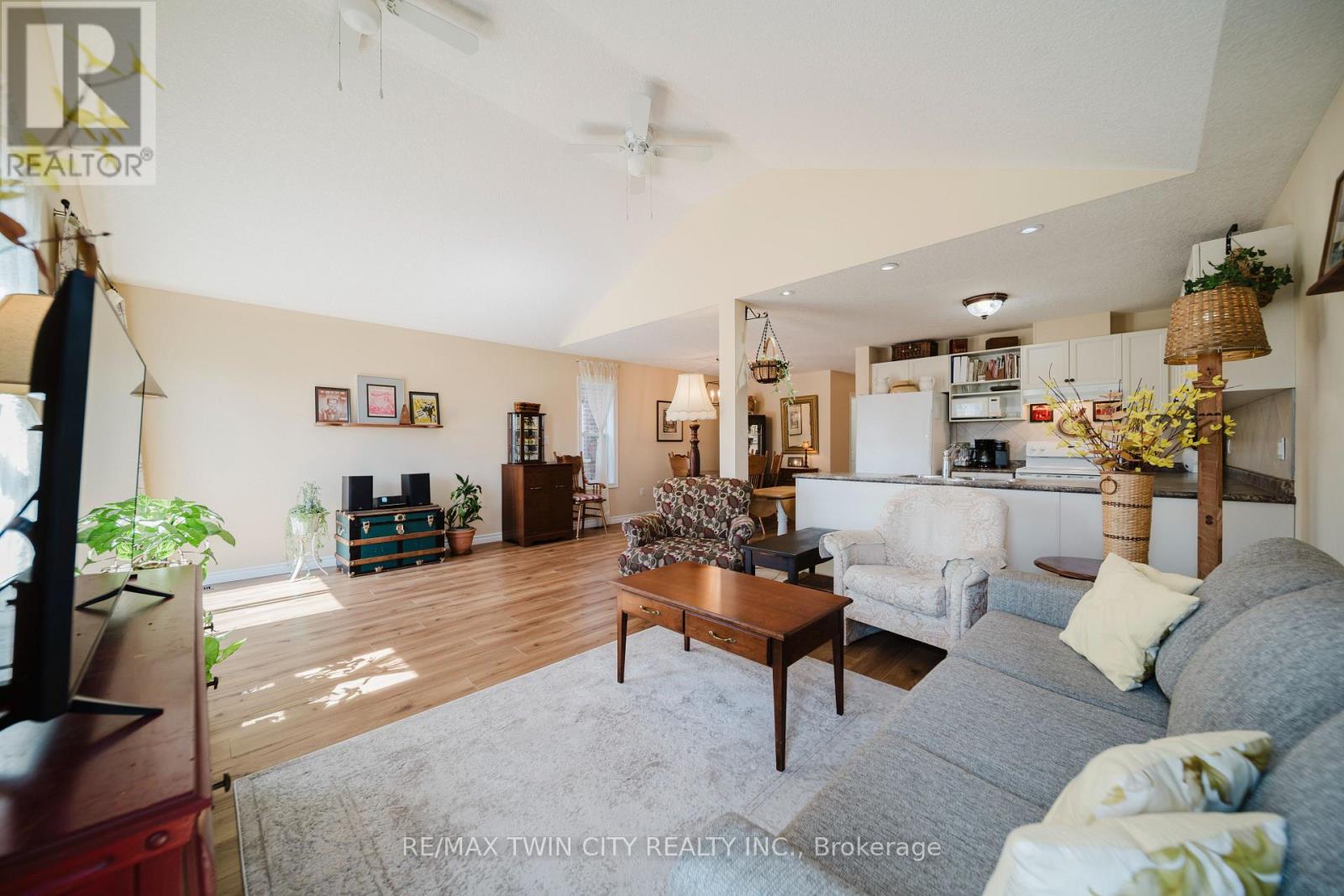 90 CAPTAIN MCCALLUM DRIVE - photo 5