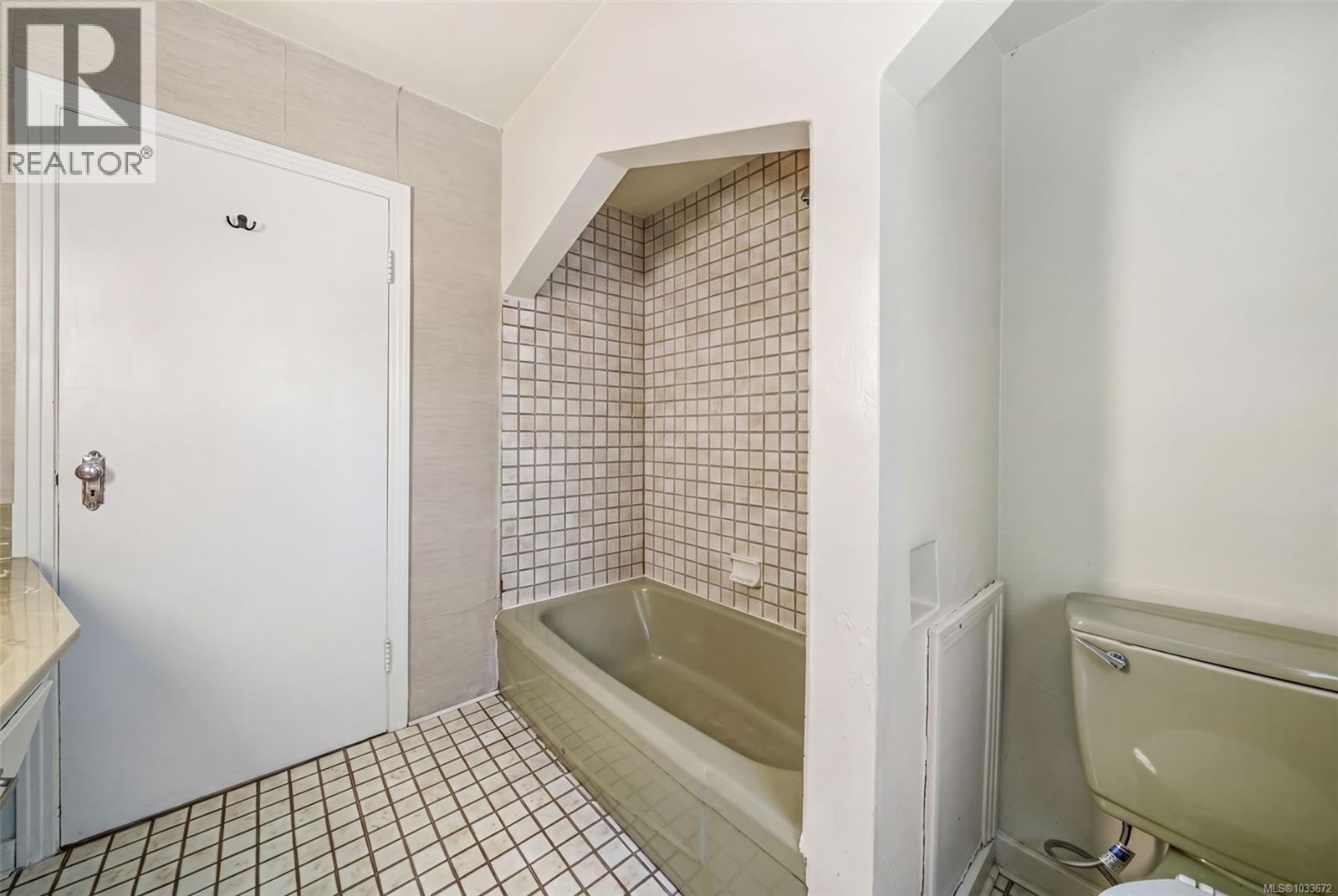 2895 Murray Dr - 20