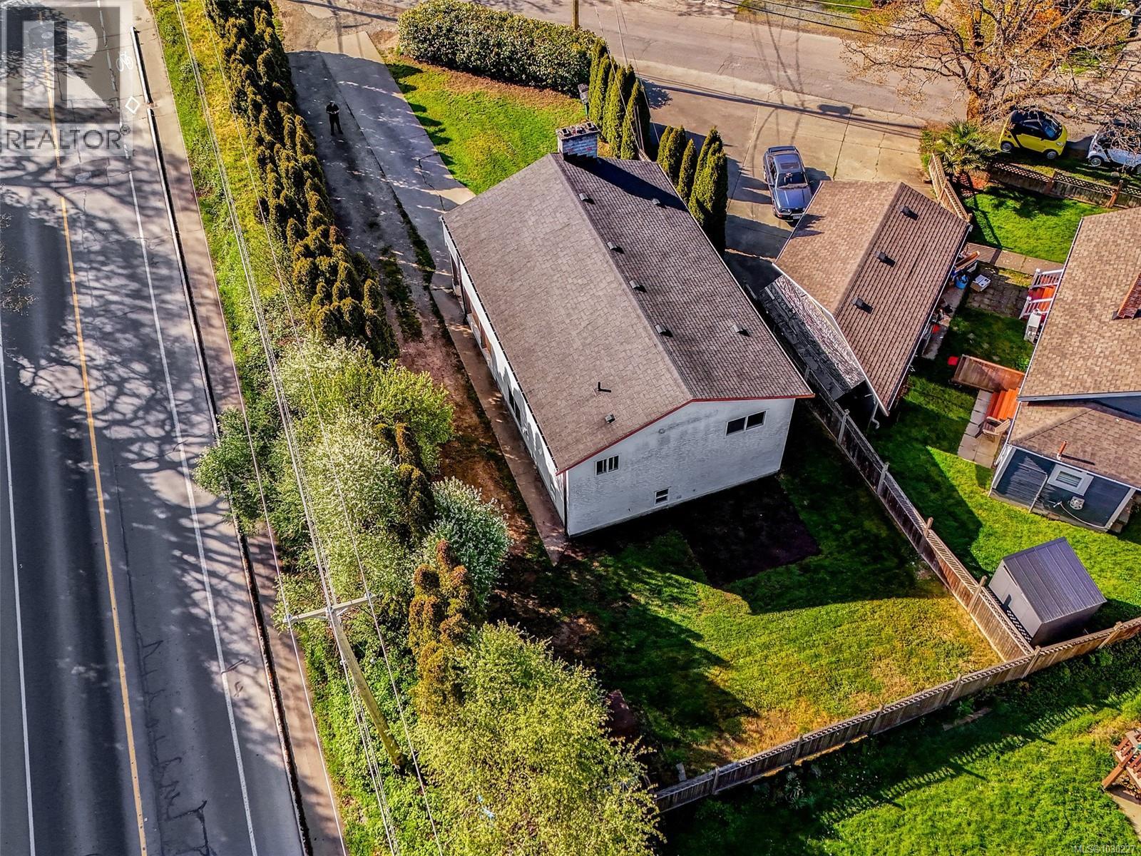 1040 Chesterfield Rd - 37
