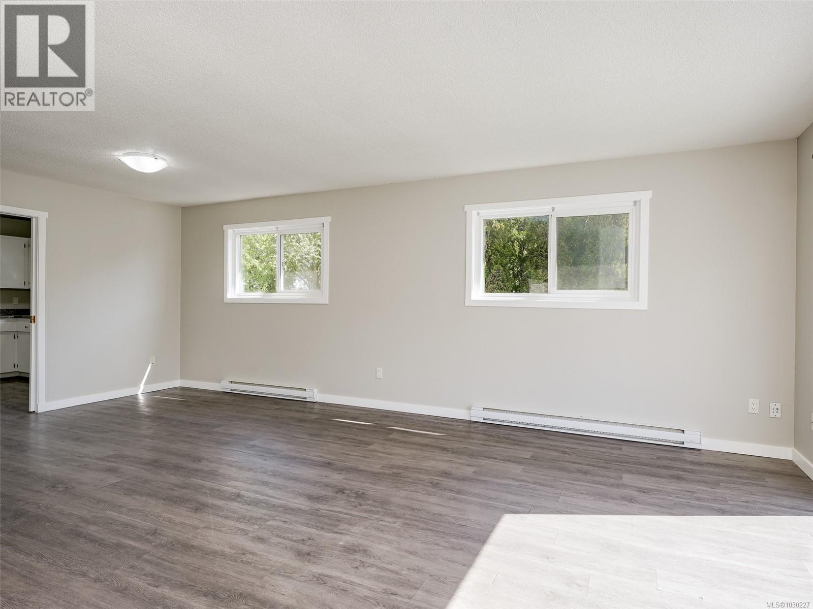 1040 Chesterfield Rd - 6
