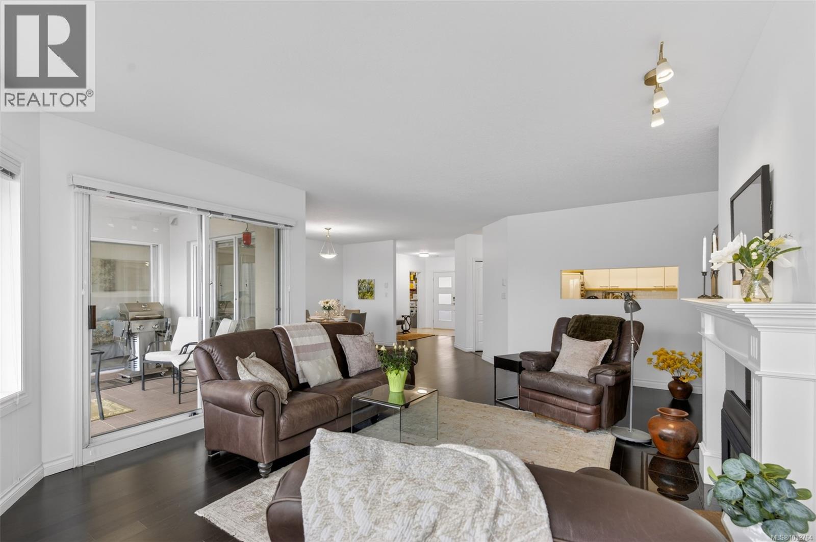 #618 50 Songhees Rd - 5
