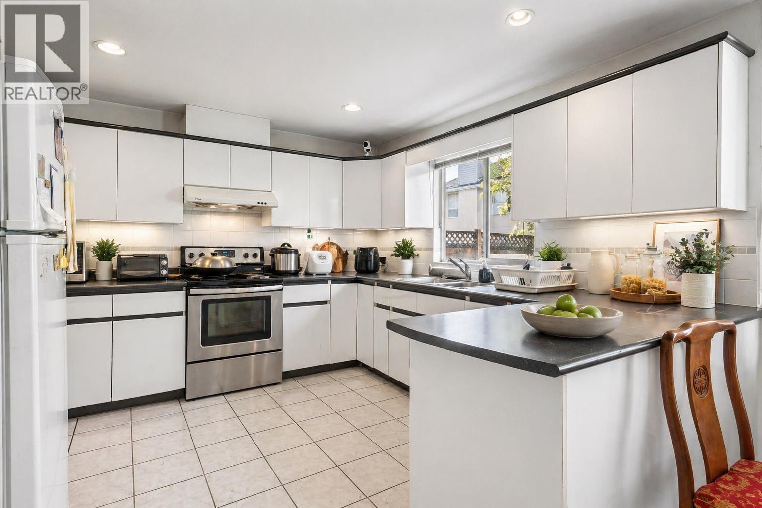 4491 CARTER Drive, Richmond