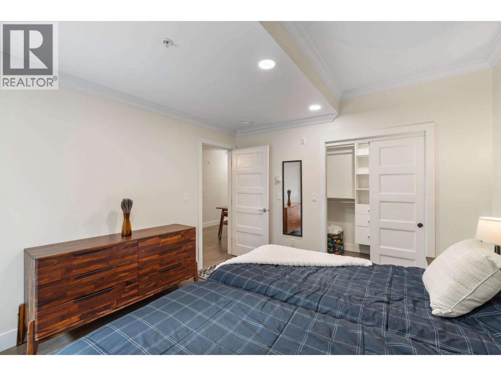 104 2349 WELCHER AVENUE, Port Coquitlam