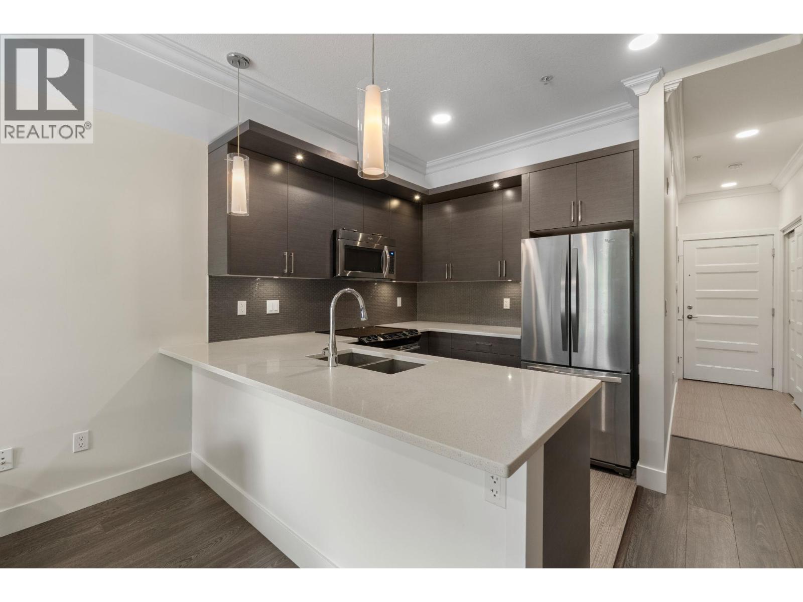 104 2349 WELCHER AVENUE, Port Coquitlam