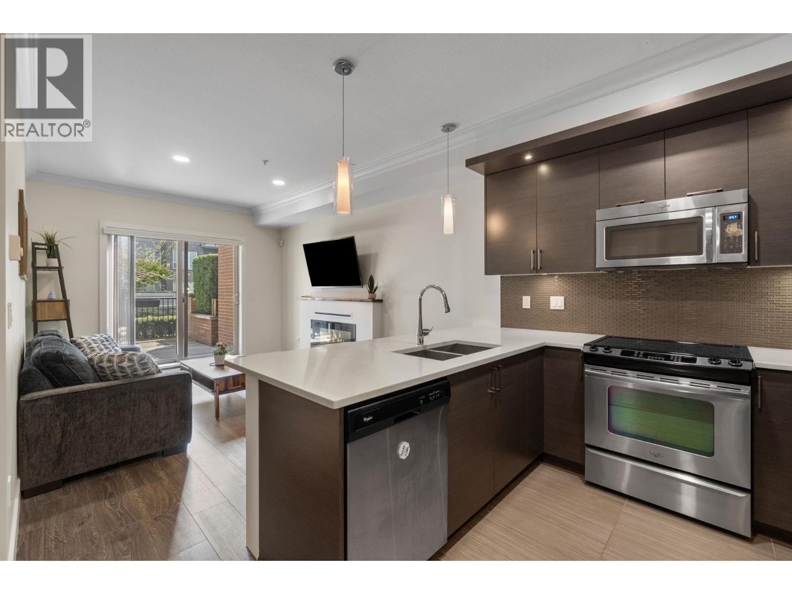 104 2349 WELCHER AVENUE, Port Coquitlam